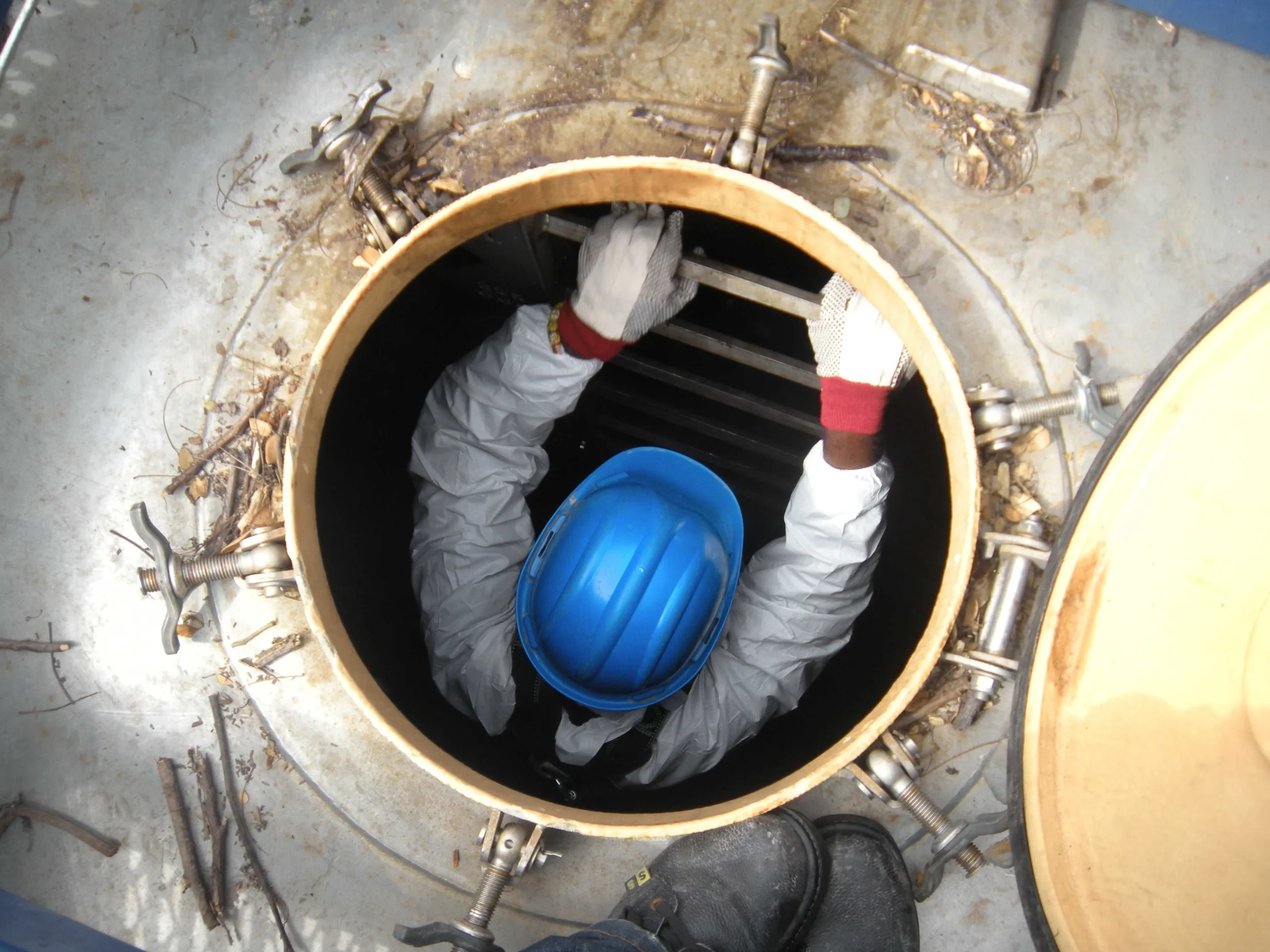 Water Tank Cleaning